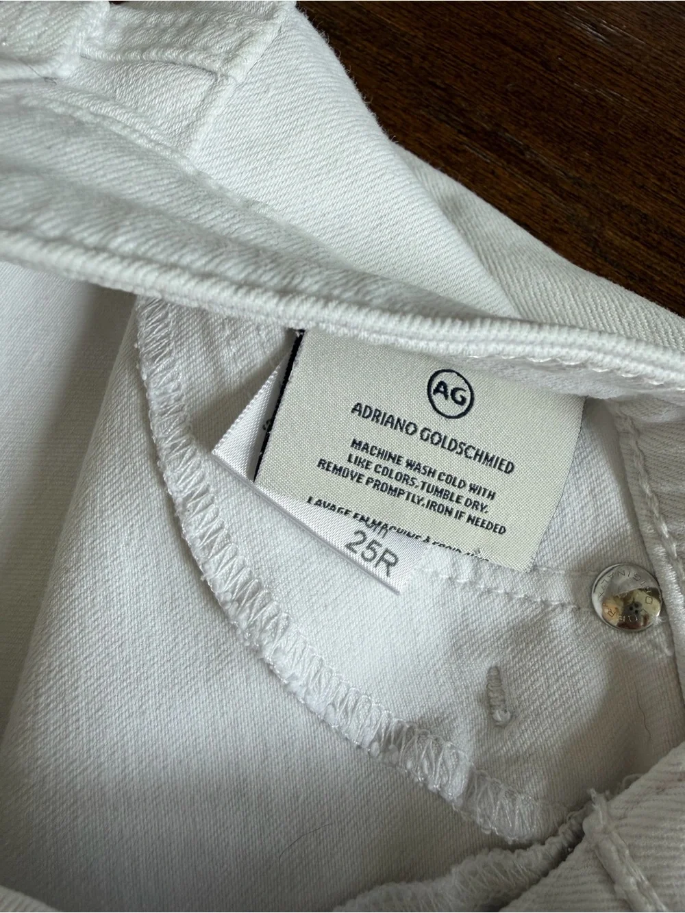 Ag Adriano Goldschmied bright white
